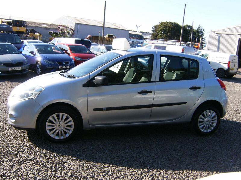 RENAULT CLIO