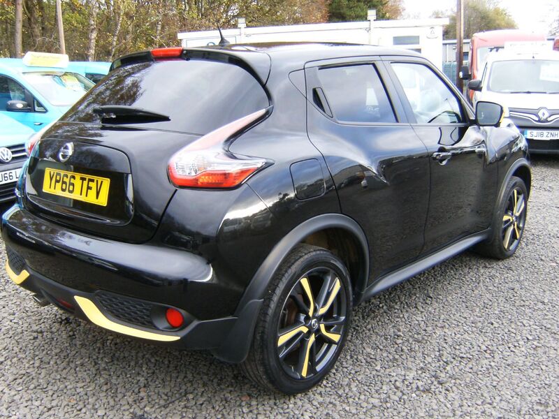 NISSAN JUKE