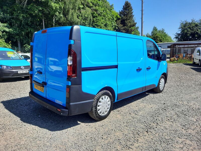 VAUXHALL VIVARO