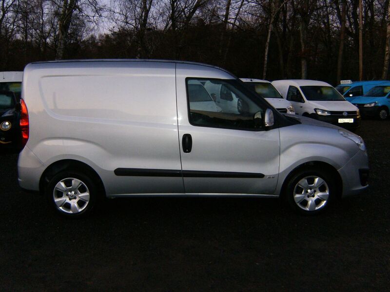 VAUXHALL COMBO