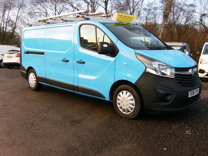 VAUXHALL VIVARO