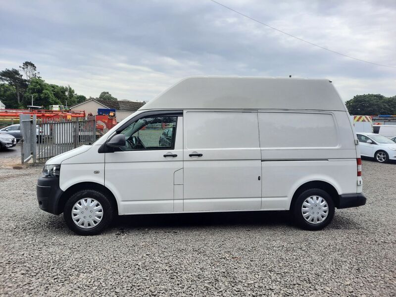 VOLKSWAGEN TRANSPORTER