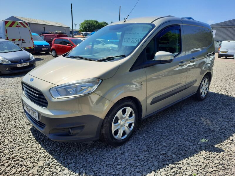 FORD TRANSIT COURIER